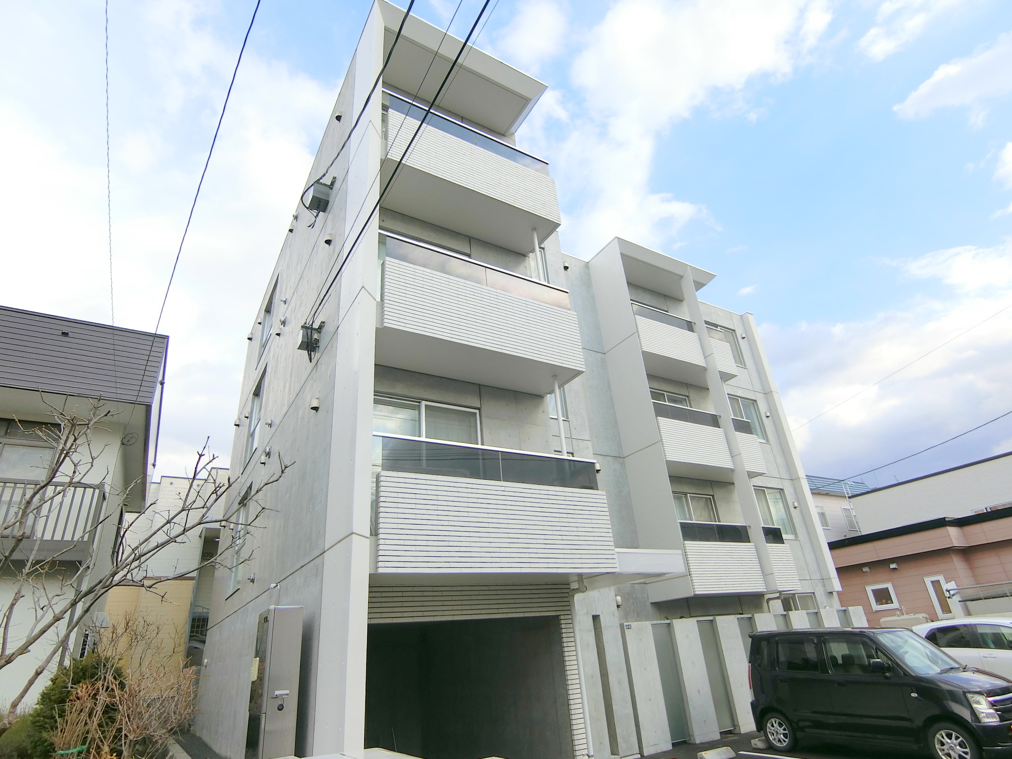 建物外観　物件名　ボア　ソルテ南郷！