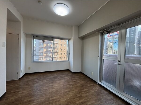 眺望　※写真は同じマンションの違う部屋のものになります。