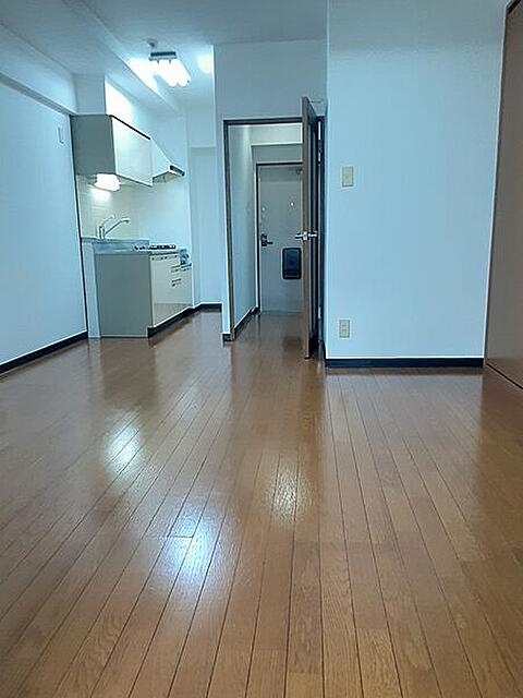 玄関　（別タイプ参考写真）グリーンハイム赤羽　北区赤羽2