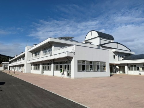 小学校　一関市立東山小学校（小学校）まで1227m