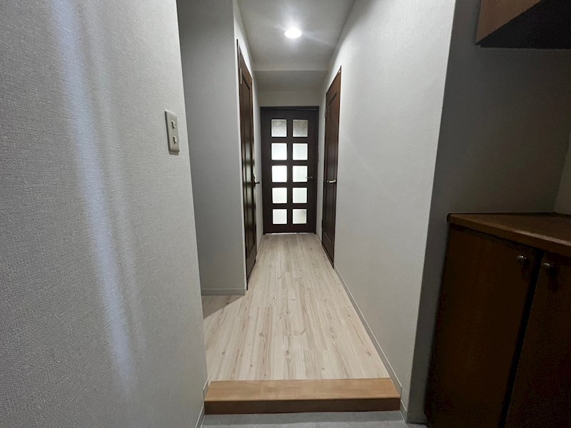 玄関　反転部屋参照