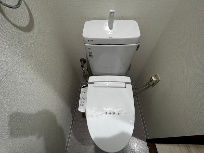 トイレ　反転部屋参照
