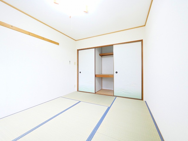 その他部屋・スペース　広くて明るい寝室
