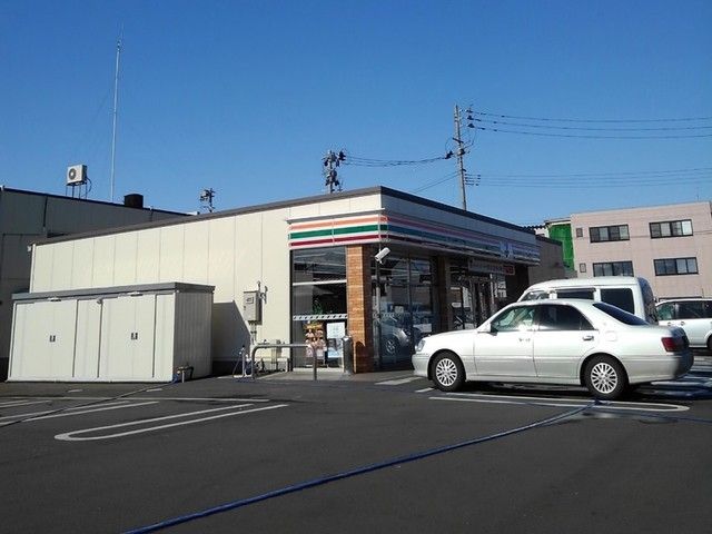 コンビニ　セブンイレブン会津年貢町店（コンビニ）まで350m