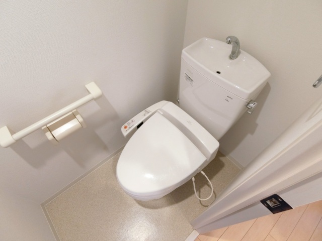 トイレ　ウォシュレット