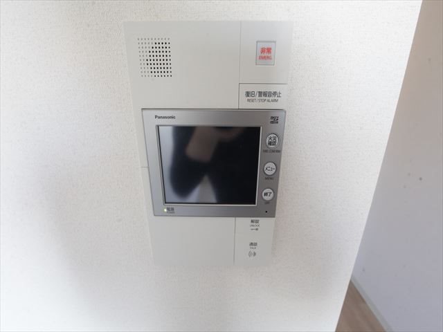 セキュリティ　TVモニター付インターホン完備