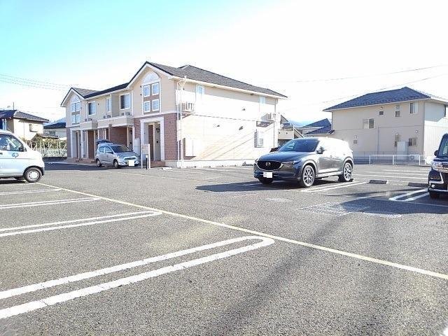 駐車場　駐車場があります