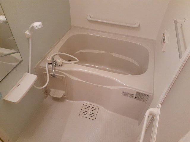 バス・シャワールーム　きれいなお風呂です