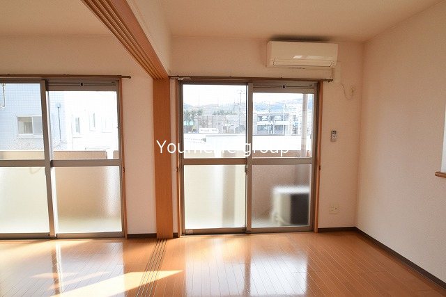 居室・リビング　反転部屋角部屋参考