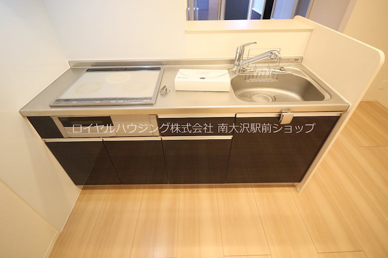 キッチン　※別部屋参考写真