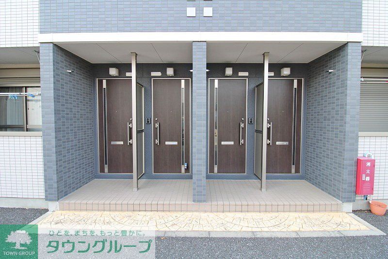 エントランス　エントランス