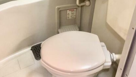 トイレ　トイレもきれいです