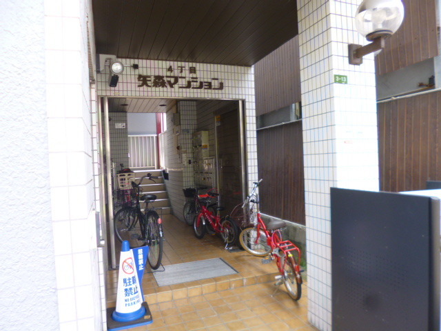 エントランス　マンション玄関です。