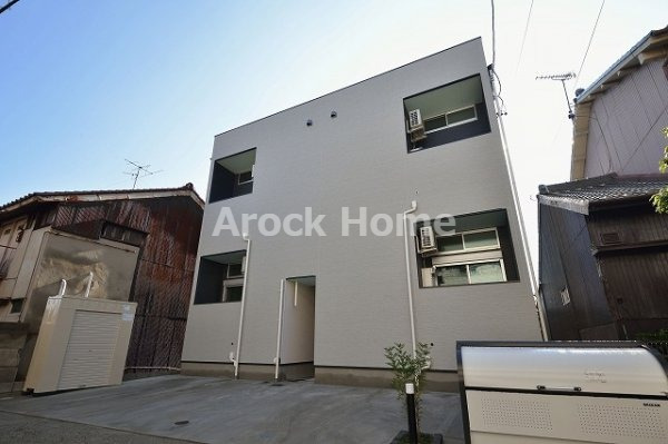 建物外観　外観は落ち着いています