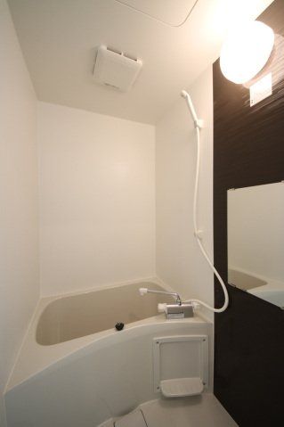 バス・シャワールーム　同タイプのお部屋です