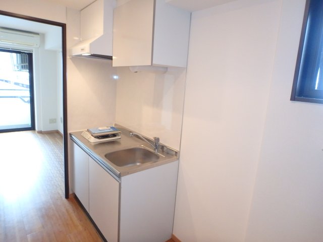 キッチン　他のお部屋の参考写真となります。