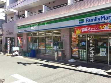 コンビニ　ファミリーマート武蔵新城店（コンビニ）まで265m