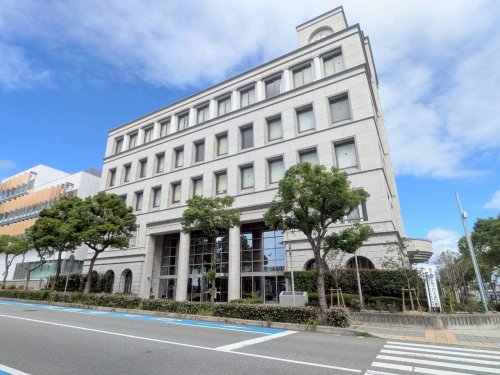 その他　伊丹市総合教育センター（その他）まで372m