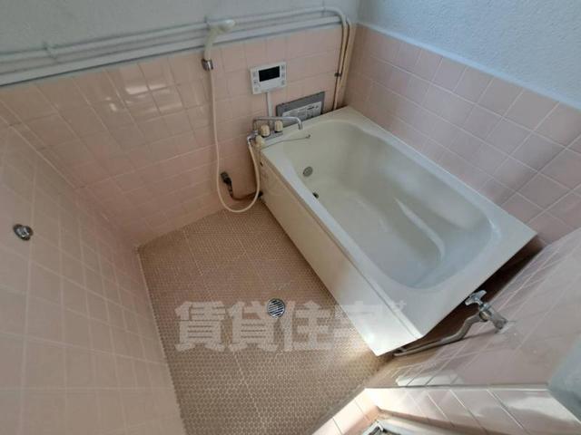 阪急宝塚線 曽根駅 徒歩16分 3階建 築52年の風呂写真