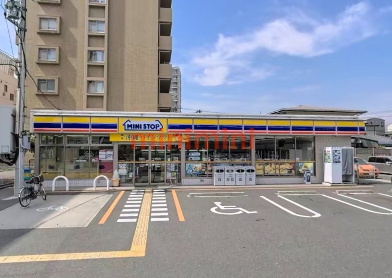 コンビニ　ミニストップ吹田南金田店（コンビニ）まで27m