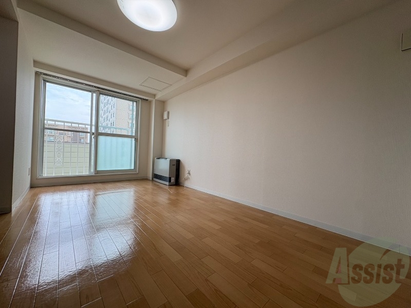 居室・リビング　広くてキレイなお部屋が広がっていて、充実した生活が送れそう