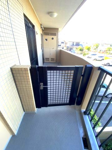 エントランス　玄関ポーチ