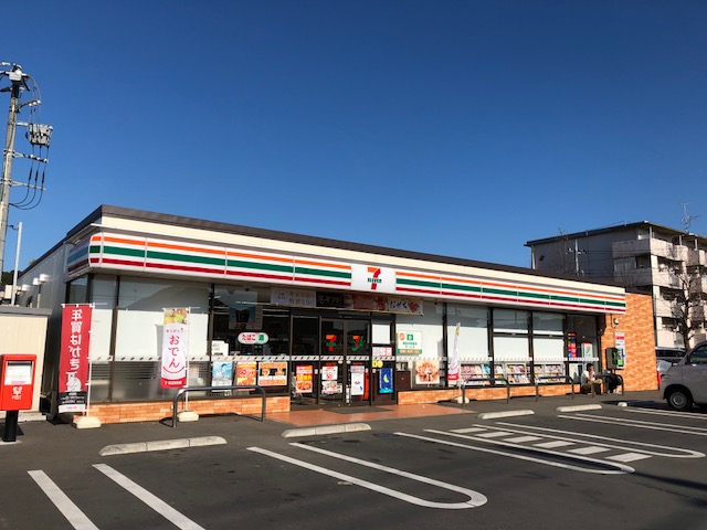 コンビニ　セブンイレブン東村山野口2丁目店（コンビニ）まで300m