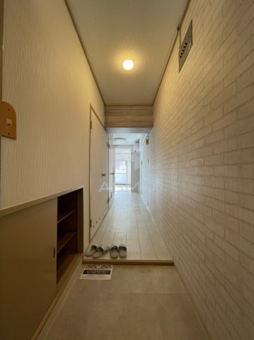玄関　同マンション別部屋参考写真