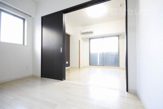 その他部屋・スペース　０１号室と間取り反転となります。
