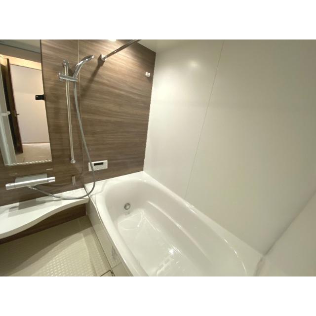 バス・シャワールーム　一日の疲れをお取りください。