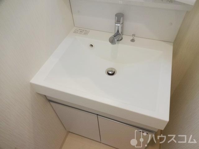 洗面設備　洗面所も清潔感ありますね。