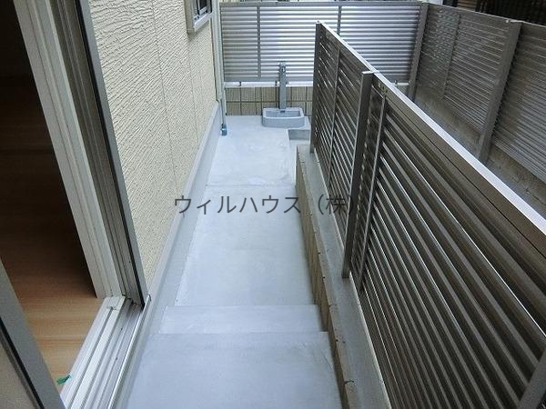 バルコニー　南向きバルコニー！