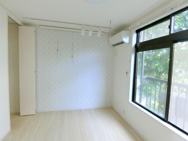 居室・リビング　※別部屋参考画像
