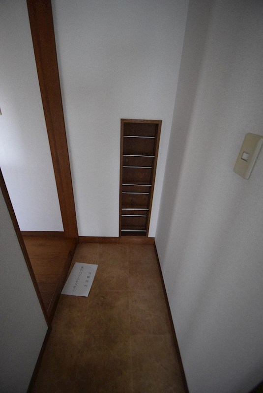 玄関　反転部屋参照
