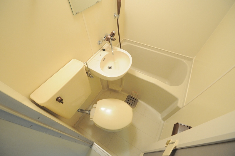 バス・シャワールーム　ガス給湯