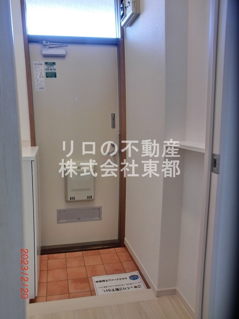 玄関　前回募集時のお写真です。