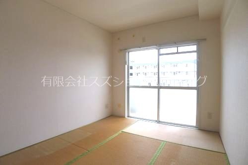 栄幸マンションの内装写真