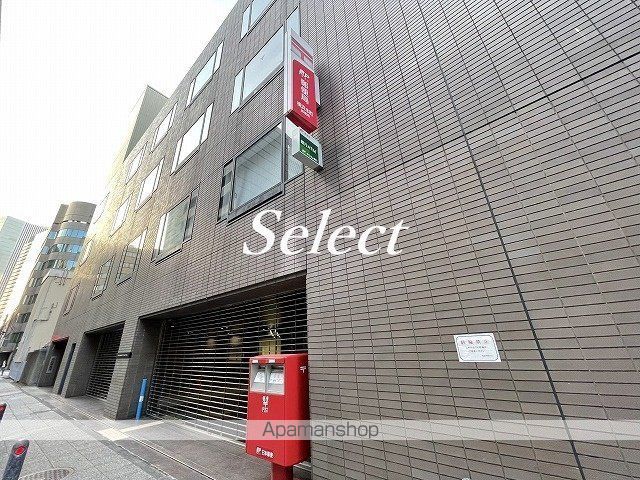 郵便局　横浜本町郵便局（郵便局）まで19m