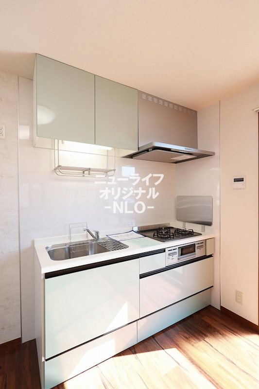キッチン　グリル付き3口コンロキッチン☆収納は人気のスライド式を採用☆