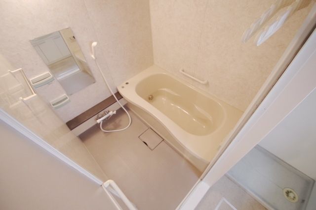 バス・シャワールーム　★お部屋探しはタウンハウジング稲田堤店まで★