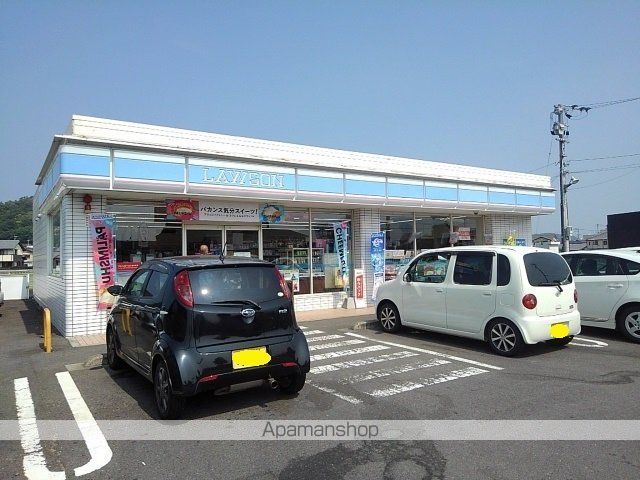 コンビニ　ローソン宇多津東分店（コンビニ）まで800m