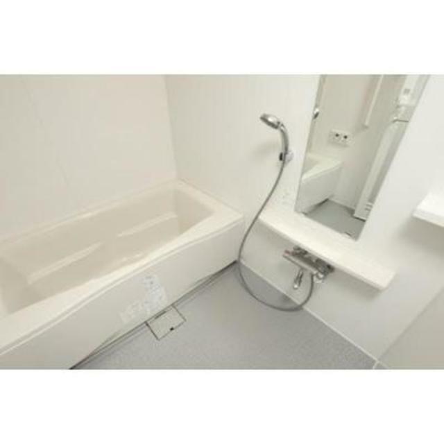 バス・シャワールーム　※写真は同タイプ住戸です。