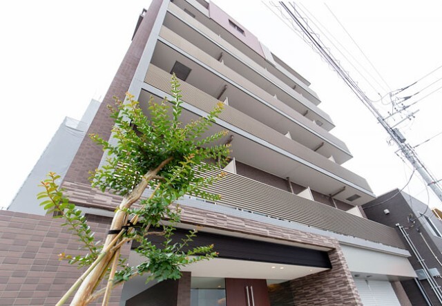 建物外観　外観タイル張りです