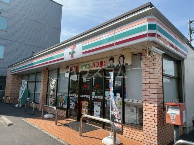 コンビニ　セブンイレブン 太田市新井町南店（コンビニ）まで294m