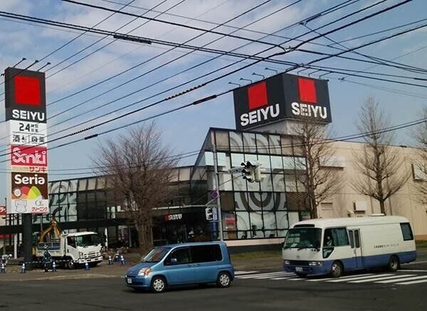 スーパー　西友元町北二十四条店（スーパー）まで438m