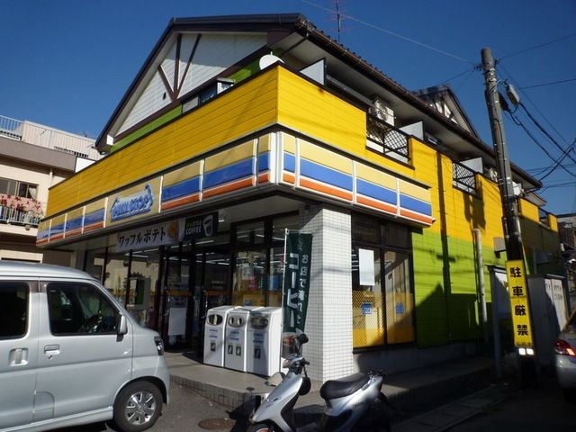 コンビニ　ミニストップ（コンビニ）まで749m