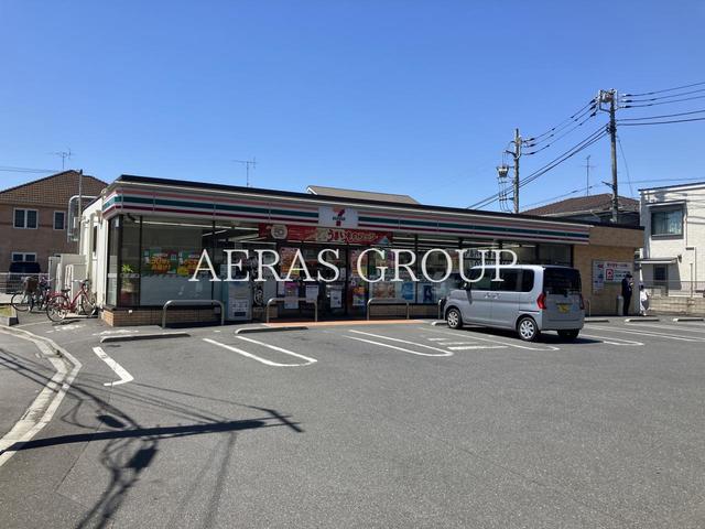 コンビニ　セブン-イレブン 足立伊興２丁目店（コンビニ）まで324m