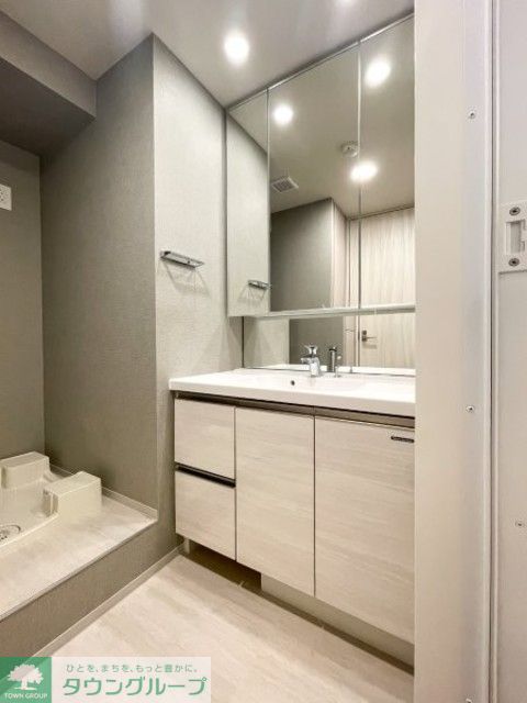 洗面設備　※写真は同タイプ住戸です。