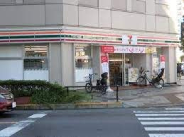 コンビニ　セブンイレブン八王子八日町5丁目店（コンビニ）まで242m