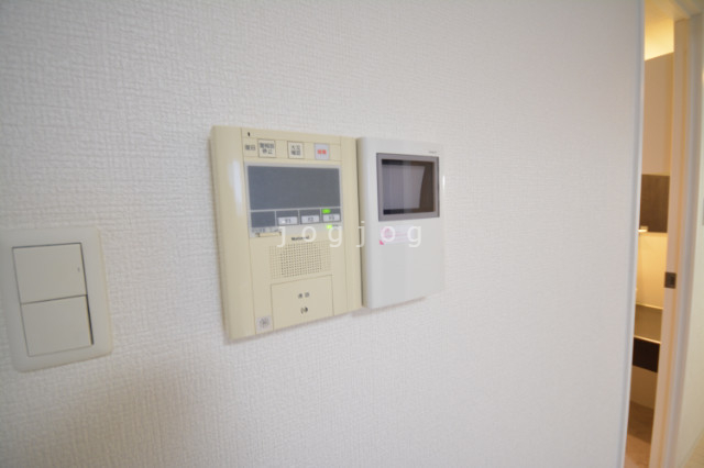 セキュリティ　こちらでオートロックを操作します☆